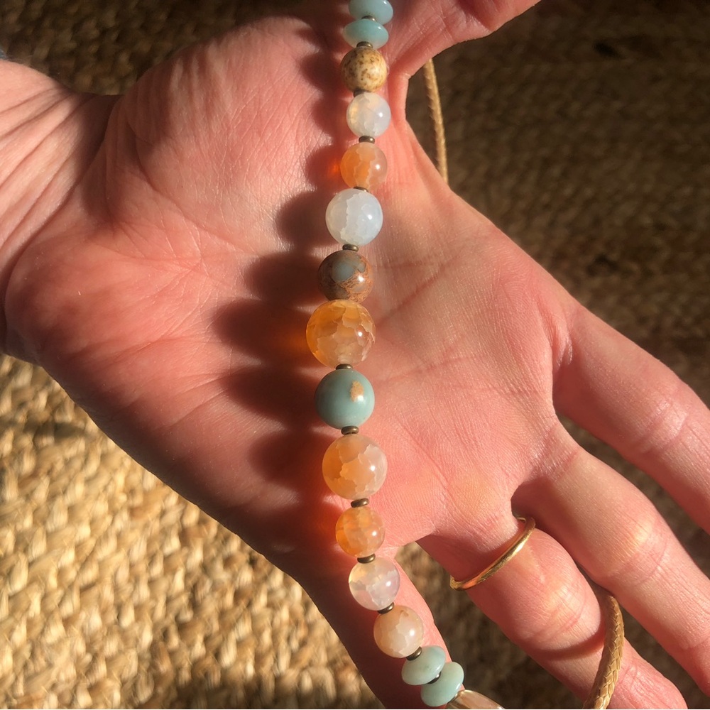 Elegant shell and gemstone Beaded Necklace